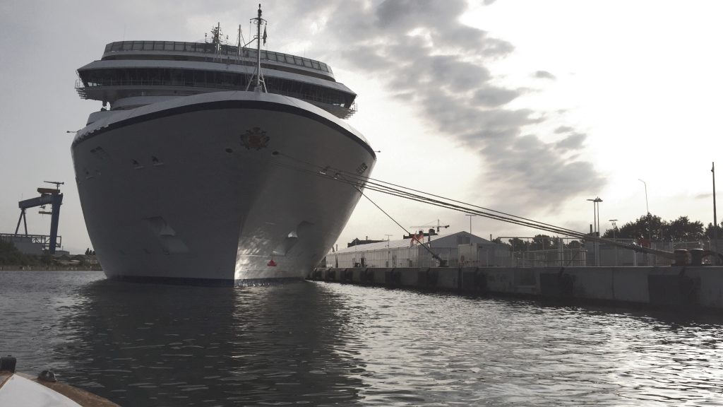 Kreuzfahrtschiffe in Warnemünde